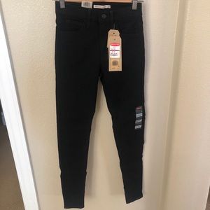 Levis High Rise Super Skinny Black Jeans